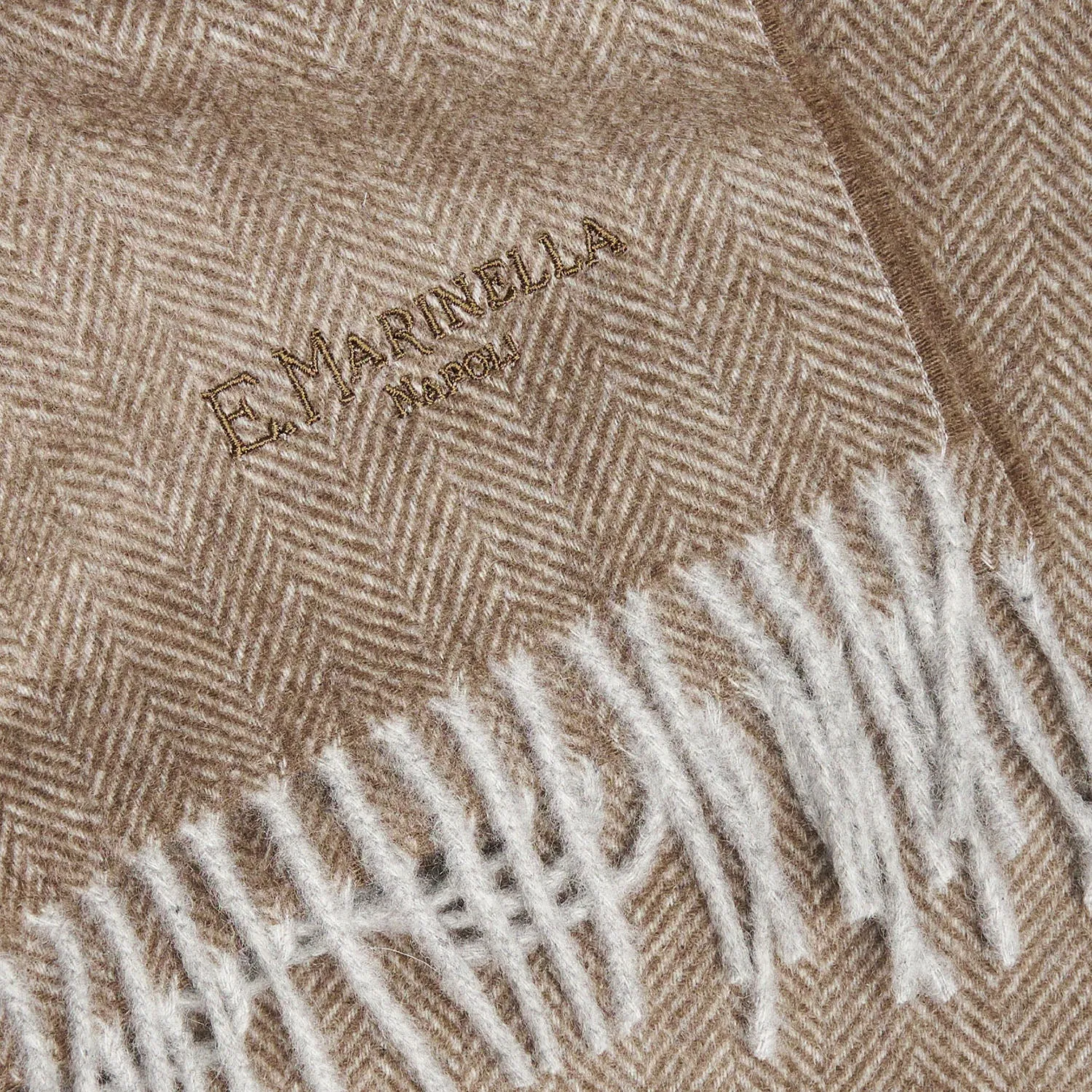 LIGHT BROWN FRINGED SCARF